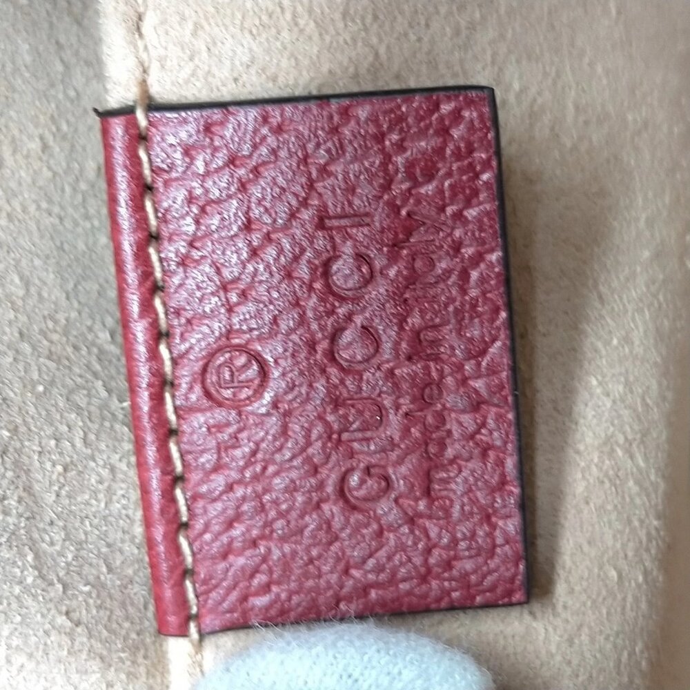 Authentic Gucci Sherry Line Red PVC Crossbody Bag mn568-022626 - Picture 15 of 16